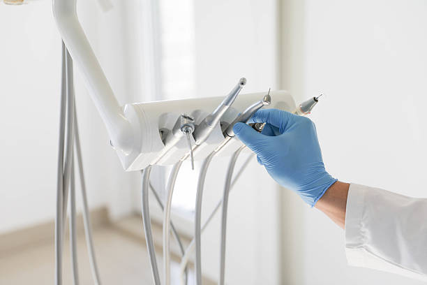 24/7 Emergency Tooth Extraction experts in Palmetto Estates, FL